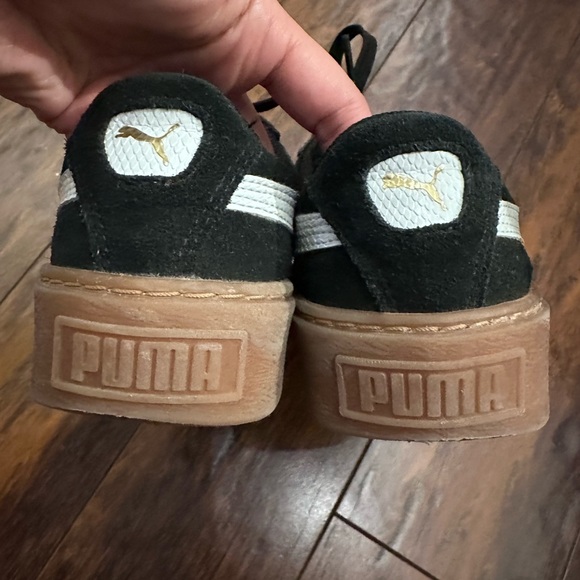 Puma Suede Platforms 5.5 - Picture 2 of 6